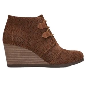 TOMS Womens Kala wedge booties in Rust Mini Cheetah Suede size 9- NEW